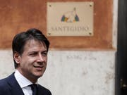 Über 60 Prozent der Italienerinnen und Italiener stützen in einer Umfrage die Regierung von Premierminister Giuseppe Conte. (Bild: KEYSTONE/EPA ANSA/RICCARDO ANTIMIANI)