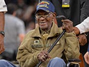 Richard Overton in einer Aufnahme vom März 2017 - wie viel Geld der Weltkriegsveteran verloren hat, blieb zunächst unklar. (Bild: Keystone/FR115 AP/DARREN ABATE)