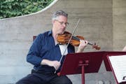 Lorenz Gamma beim Lehrerkonzert im Pavillon des Hauses der Musik. (Bild: Paul Gwerder (Altdorf, 25. Juli 2018)