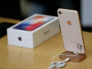 Der Kassenschlager iPhone X hat dem Apple-Konzern gute Quartalszahlen beschert. (Bild: KEYSTONE/AP/ERIC RISBERG)