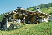 Die sanierte Alphütte. (Bild: Paul Küchler (Melchtal, 18. Juli 2018))