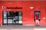 Eine Filiale der Basellandschaftlichen Kantonalbank.Bild: Georgios Kefalas/Keystone (Pratteln, 31. Mai 2017)