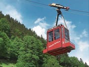 Inzwischen sind die meisten Sanierungsarbeiten der Luftseilbahn Intschi-Arnisee abgeschlossen. (Bild: PD)