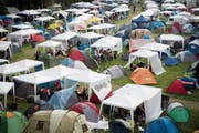 Am meisten Zelte im Sittertobel gab’s 2008, am wenigsten 2018. (Bild: Ralph Ribi/29. Juni 2018)