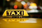 Die Stadt ist mit einem Taxihalter im Streit. (Bild: Reto Martin)