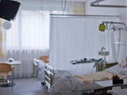 Die schwarze Liste der säumigen Krankenkassenprämien-Zahler verfehlte nach Ansicht des Kantonsrats Solothurn ihre Wirkung. Sie wird deshalb abgeschafft. (Bild: KEYSTONE/GAETAN BALLY)