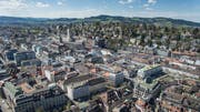 Das Bahnhofquartier mit dem westlichen Rosenberg im Hintergrund: Raum für Neubauten ist knapp. (Bild: Ralph Ribi)
