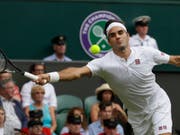 Fast nie in Bedrängnis: Roger Federer zog völlig ohne Probleme in die 2. Runde von Wimbledon ein (Bild: KEYSTONE/AP/KIRSTY WIGGLESWORTH)