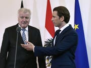 Horst Seehofer (l.) und Sebastian Kurz am Donnerstag in Wien. (Bild: Keystone/APA/APA/HANS PUNZ)