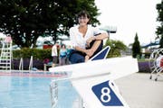 Stadträtin für Gesellschaft, Dorena Raggenbass, sitzt im Freibad Hörnli, das in ihren Zuständigkeitsbereich fällt. (Bild: Donato Caspari)