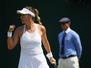 Belinda Bencic ballt nach einem gewonnenen Punkt die Faust (Bild: KEYSTONE/EPA/NEIL HALL)