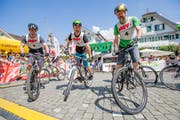 Abstiegerils: Kampfgeist, Gleichgewichtssinn aber auch ganz viel Spass sind bei dem Wettkampf angesagt. (Bild: André A. Niederberger (Stans, 7. Juli 2018))