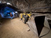 Börsenneuling Blackstone fördert auch die von den Batterieherstellern nachgefragten Metalle Kobalt, Mangan, Molybdän, Lithium, Graphit Kupfer und Nickel.. (Bild: KEYSTONE/LAURENT GILLIERON)