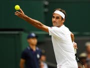 Roger Federer steht zum 16. Mal in Wimbledon im Viertelfinal (Bild: KEYSTONE/EPA/NEIL HALL)