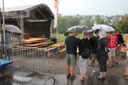 Wil: Wie alle anderen Gemeinden, in denen der Geburtstag der Schweiz am Abend gefeiert wurde, versank der Auftakt zu den Festivitäten auch hier im Regen.
