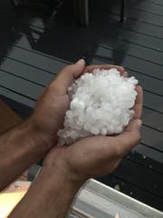 Hagel in Appenzell. (Bild. Miranda Diggelmann)