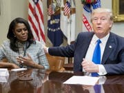 Donald Trump und Omarosa Manigault-Newman im Februar 2017 im Weissen Haus. (Bild: Keystone/EPA POOL/MICHAEL REYNOLDS / POOL)
