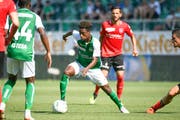 Majeed Ashimeru im Spiel gegen den FC Thun. (Bild: Benjamin Manser)