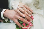 Welcher Tag soll es sein? Besonders an Schnapsdaten wird gerne geheiratet. (Bild: Getty)