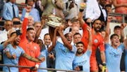 Manchester City geht als Titelverteidiger und Favorit in die Saison. (Bild: EPA)