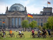 Umfrage: Die Sozialdemokraten in Deutschland sinken in ihrer Popularität. (Bild: KEYSTONE/EPA/OMER MESSINGER)