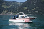 Das Polizeiboot Rigi unterwegs auf dem Vierwaldstättersee. (Bild: Corinne Glanzmann (Beckenried, 20. Juli 2016))