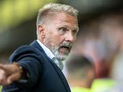 Thorsten Fink will seinen Spielern zeigen, wo es langgeht (Bild: KEYSTONE/PATRICK HUERLIMANN)