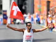 Tadesse Abraham beim Zieleinlauf: Er hat Silber gewonnen und nicht Gold verloren. (Bild: KEYSTONE/WALTER BIERI)