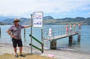 Leiter Hans Ambauen im Strandbad Beckenried (Bild: Franziska Herger (Beckenried, 11. August 2018))