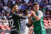 Kein Gegentor! Torhüter Dejan Stojanovic und Milan Vilotic zeigten eine gute Partie.(Andy Mueller/freshfocus)