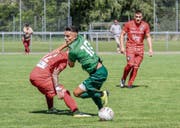 Ajet Sejdija (in Grün) und die U21 des FC St. Gallen sind mit einem Sieg in die 1. Liga gestartet. (Bild: Hanspeter Schiess)