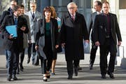 Bundesrätin Doris Leuthard traf sich im November zu Gesprächen mit EU-Kommissionspräsident Jean-Claude Juncker. (Bild: Peter Klaunzer/KEY (Bern, 23. November 2017))