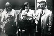 Die Familie Martschini im Februar 1969 nach der Einreise in die Schweiz am Flughafen Zürich, hinten von links: Gita, Mutter Nadia, Vater Ludek. Vorne von links: Peter, Ludek junior. (Bild: Pius Amrein/ZVG (Luzern, 13. August 2018))