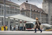 At the station St.Gallen was sometimes a mess on Monday morning due to a technical failure. (Image: Hanspeter Schiess)