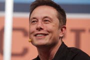 Elon Musk an einer Veranstaltung in Austin, Texas. (Bild: Jack Plunkett/AP, 9. März 2013)