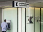 Das Bundesstrafgericht muss sich nochmals mit einer mutmasslich illegalen Geldtransaktion bei der Freiburger Kantonalbank befassen. (Bild: KEYSTONE/THOMAS DELLEY)