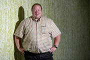 Dekan Robert Vonholt kann keine Missstände innerhalb seiner Fakultät feststellen. (Bild: Pius Amrein (Luzern, 21. August 2018))
