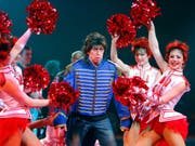 13 Jahre nach seinem Gastspiel 2006 kehrt Komiker Viktor Giacobbo 2019 zum Circus Knie zurück - diesmal zusammen mit Mike Müller. (Bild: Keystone/Eddy Risch)