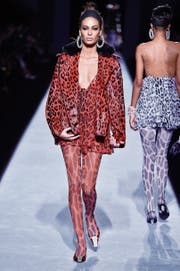 Die bunten Raubkatzen sind los! Hier an der Herbst-Winter-Show von Tom Ford in New York. (Bild: Getty)