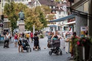 An Spitzentagen gehen knapp 18000 Personen durch die Marktagsse. (Bild: Michel Canonica)