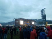 Nieselregen vor Konzertbeginn. (Bild: Michael Graber)