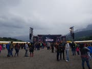 Die Band «The Living End» spielte im umfangreichen Vorprogramm der Toten Hosen.