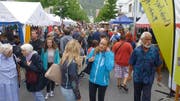 Auch am 36. Buchserfest füllte sich die Bahnhofstrasse mit unzähligen Besuchern. (Bild: Hansruedi Rohrer)