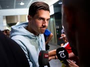 Nicht so geglückter Einstand in der Premier League: Fabian Schär verursachte bei der 1:2-Niederlage Newcastles gegen Chelsea einen Penalty (Bild: KEYSTONE/CHRISTIAN MERZ)