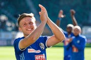 26.08.2018; St.Gallen; FUSSBALL SUPER LEAGUE - FC St. Gallen - FC Luzern;Idriz Voca (Luzern) jubelt nach dem Spiel vor den Fans(Martin Meienberger/freshfocus)