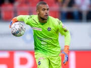 Wechselt nach nur einem Jahr in Lugano nach Genf zu Servette: Goalie Joël Kiassumbua (Bild: KEYSTONE/JEAN-CHRISTOPHE BOTT)