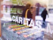 Caritas Schweiz: Die Armutsbekämpfung ist ebenso Sache des Bundes, nicht nur der Kantone. (Bild: KEYSTONE/GAETAN BALLY)