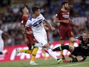 Emiliano Rigoni (im weissen Dress) gelangen bei seinem Debüt mit Atalanta Bergamo gleich zwei Tore (Bild: KEYSTONE/EPA ANSA/RICCARDO ANTIMIANI)