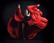 Eine der Aufnahmen einer Balletttänzerin des Zuger Fotografen. Bild: Pit Bühler/PD