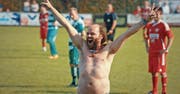 Der Trendsport «Flitzer» wird zur Sensation, hilft dem Deutschlehrer Balz Näf aber trotzdem nicht aus der Patsche. (Bild: PD)